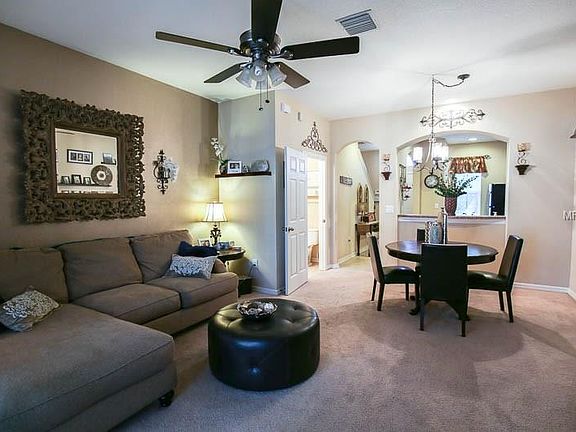 5th image of 8906 Red Beechwood Ct