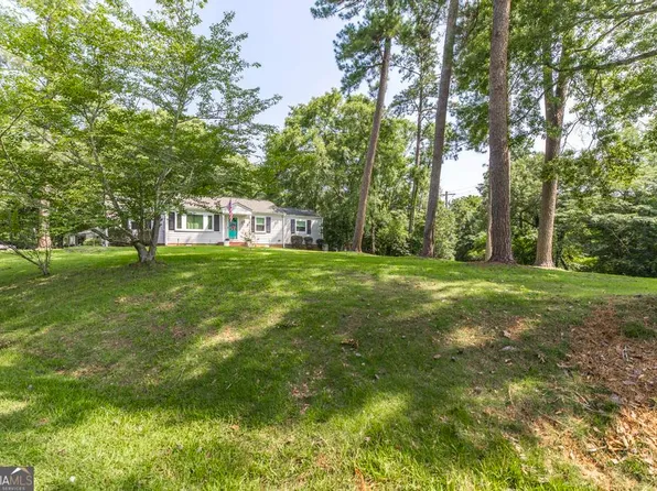 2411 Old Holton Rd, Macon, GA 31204