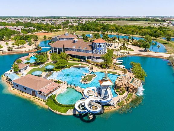 Savannah Resort like Amenities - Birds eye view