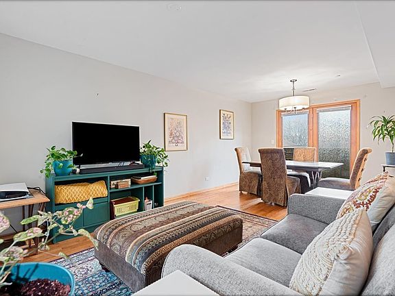 5th image of 407 S Oak Park Ave APT H