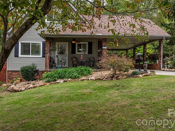 3rd image of 2786 Byrd Rd