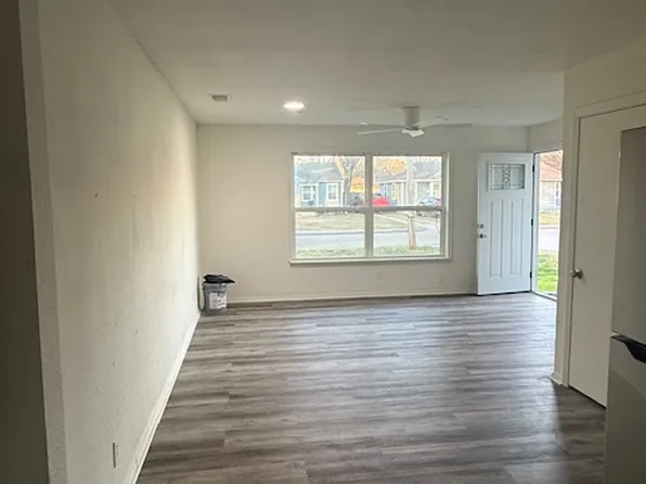 1304 Stone Dr, Irving, TX 75061