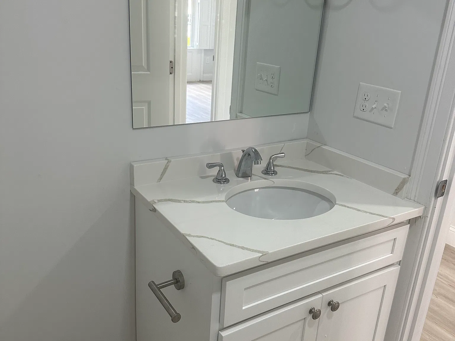 1 bed, 756 sqft, $1,800 — Photo 4