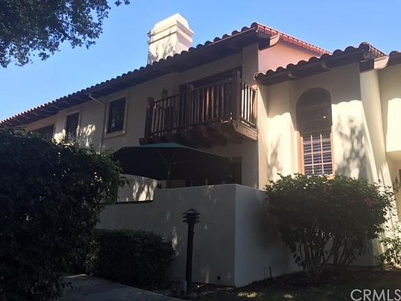 2nd image of 412 E Bougainvillea Ln
