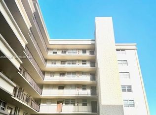 1811 Jefferson St APT 210, Hollywood, FL 33020