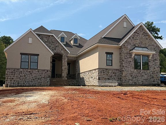 2nd image of 128 Willow View Loop #2