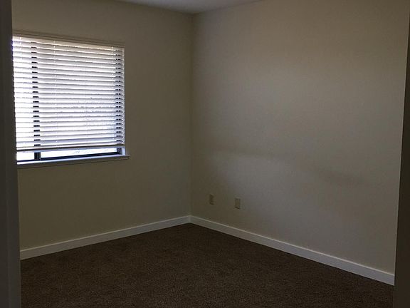 5th image of 126 Blue Wing Dr APT 5