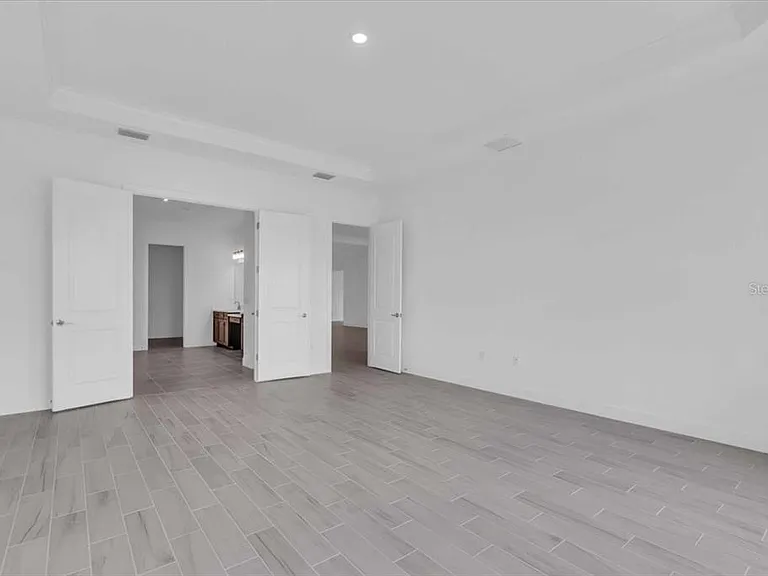 10176 Silent Night Ln — Photo 13