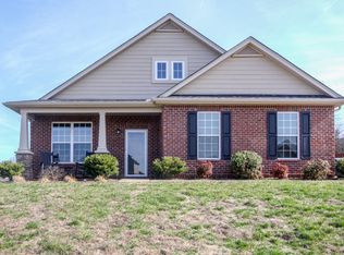 1060 Oakhall Dr, Mount Juliet, TN 37122