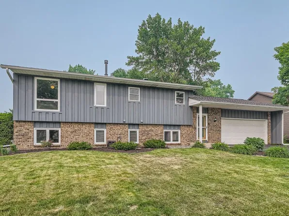 8008 W 103rd St, Minneapolis, MN 55438