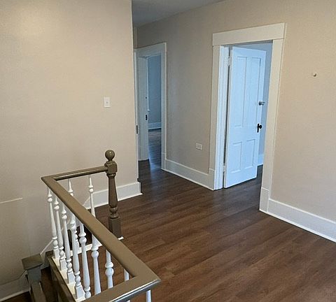 4th image of 123 W Miller Ave