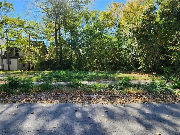 1331 E 28th St, Kansas City, MO 64109