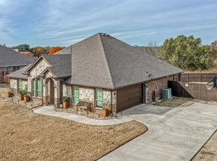 127 Holmes Ln, Weatherford, TX 76085