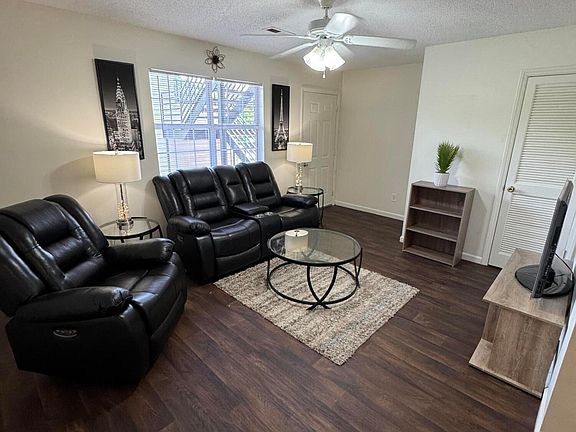 5th image of 159 Wellingham Ave #77