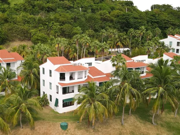 2401 Rao Mar, Rio Grande, PR 00745