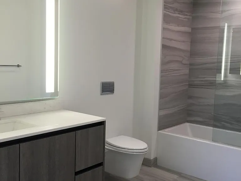 318 Main St #8 — Photo 4
