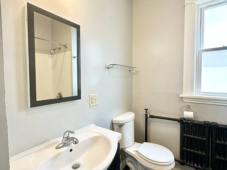 423 Hamilton St #1 — Photo 7