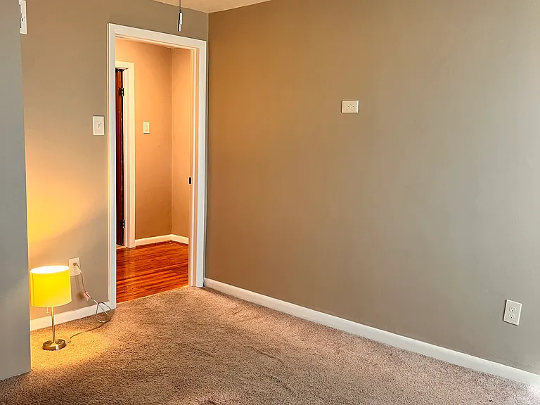 7565 Malvern Ave — Photo 21