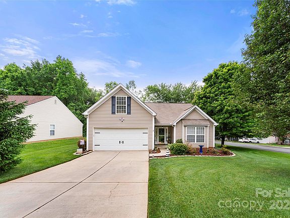 2nd image of 1602 Eagle Lake Dr
