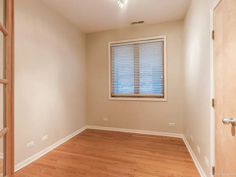 1006 N Wood St #2 — Photo 7