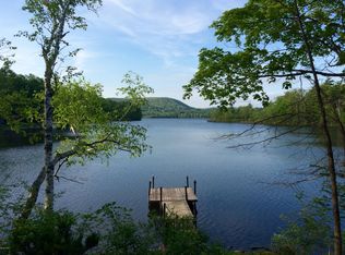 18 Birch Ln, West Stockbridge, MA 01266