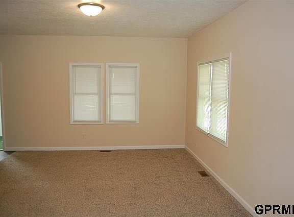 2nd image of 910 Harrington Ave #A