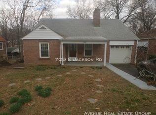 709 E Jackson Rd, Saint Louis, MO 63119