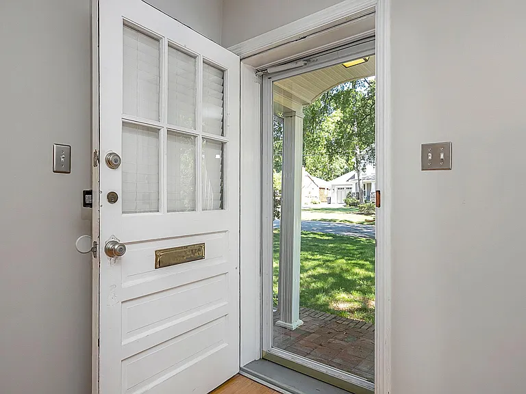 2304 Floral Ave — Photo 4