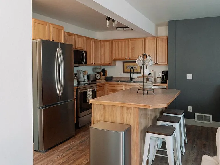 3 Martha Rd #A — Photo 3