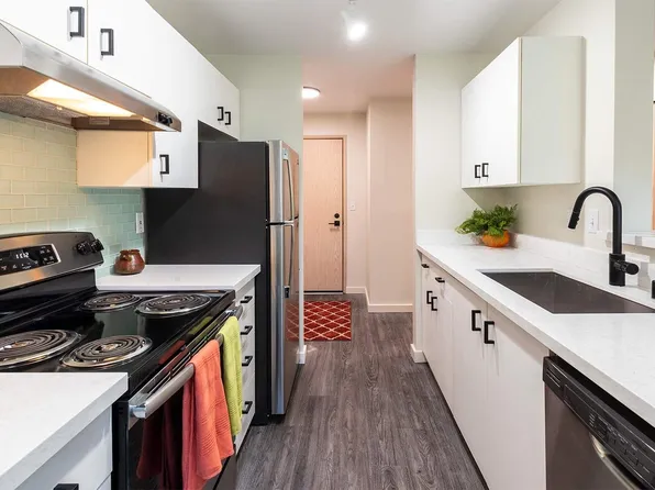 Morningside Heights, 9425 35th Ave NE APT 211, Seattle, WA 98115
