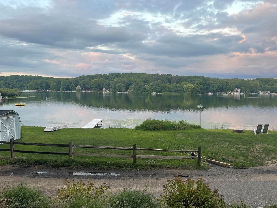 288 W Pickeral Lake Dr, Newaygo, MI 49337 Zillow