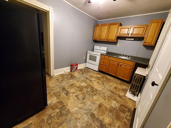 5th image of 207 W Penn Ave Unit B