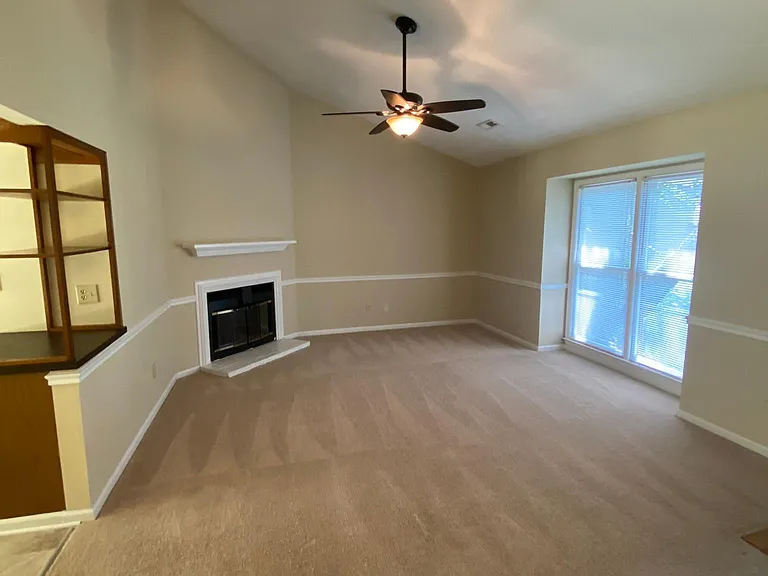 4712 Hollowell Ln #B — Photo 3