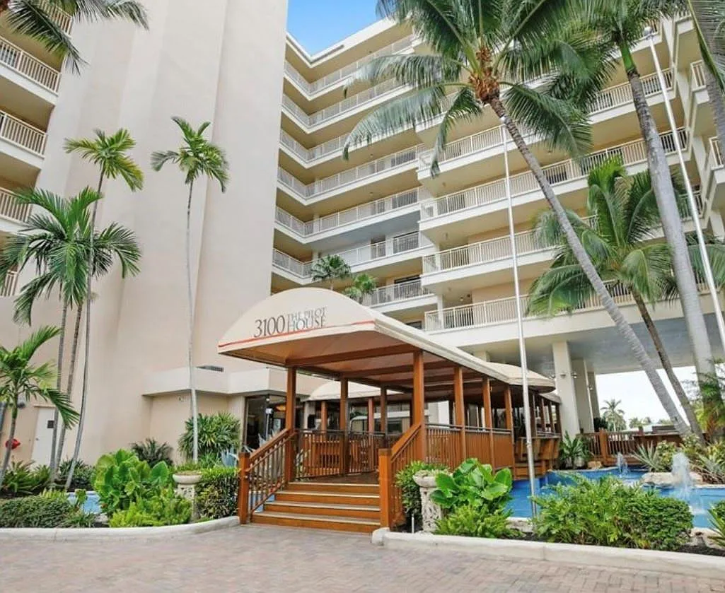 2 bed, 2.0 bath, 1263 sqft, $2,495 — Photo 1