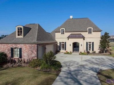 25861 Wax Rd, Denham Springs, LA, 70726