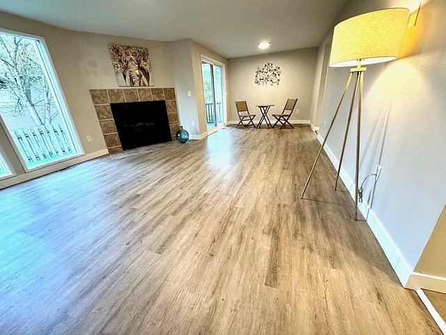 4517 S Donald Ct — Photo 3