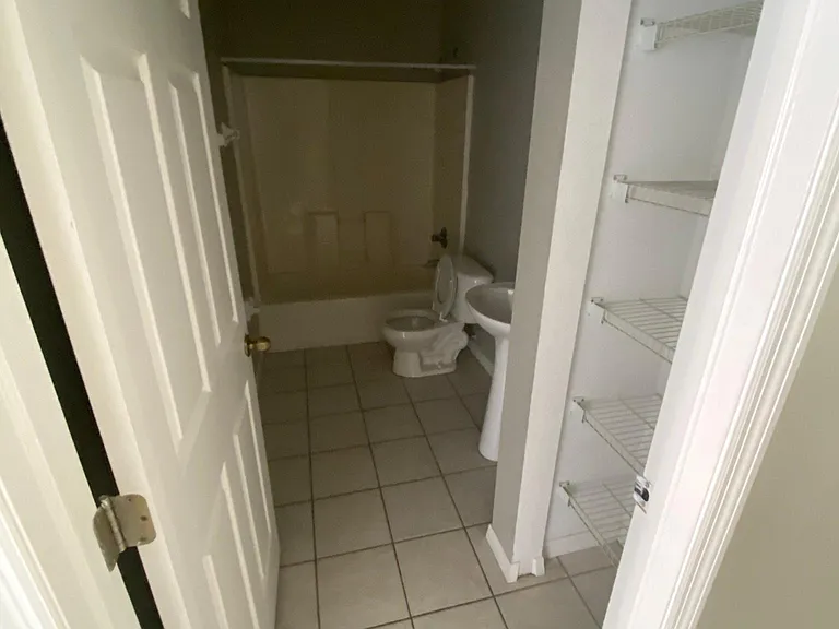 37149 Grassy Hill Ln — Photo 4