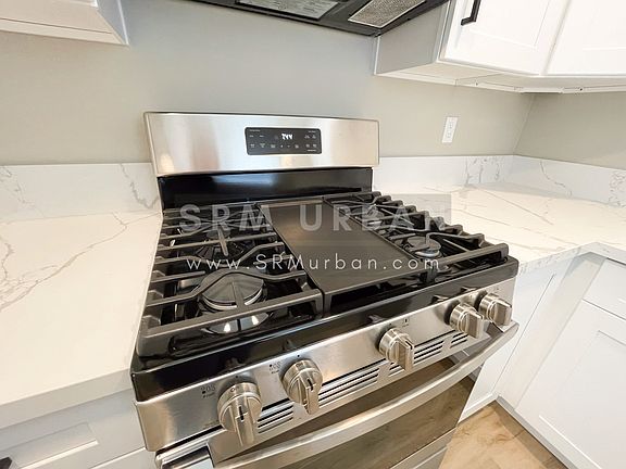 5th image of 4665 30th St