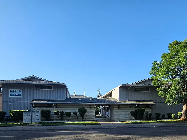 1275 Williams Way — Photo 1