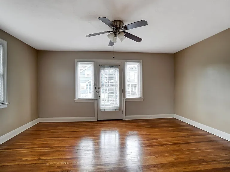 104 Bank Ave #2 — Photo 21