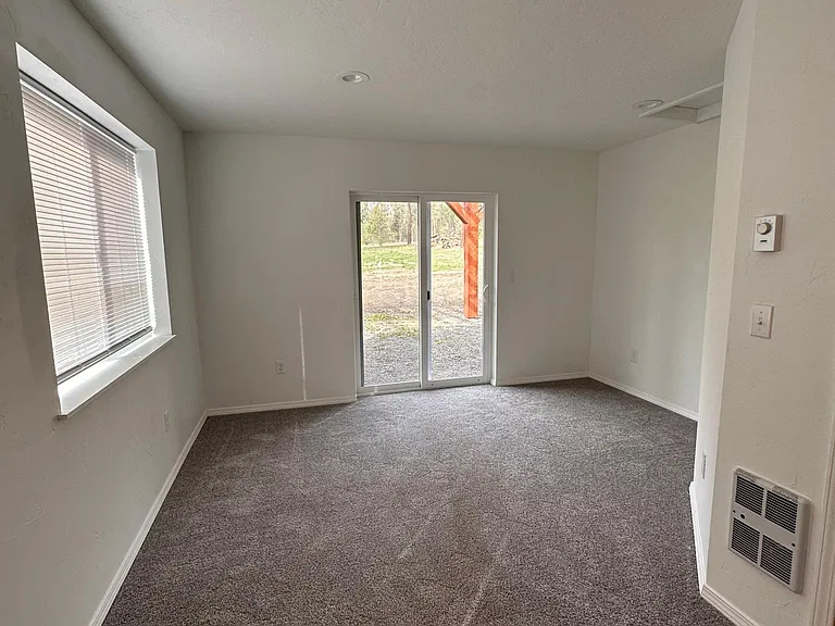 7276 Highway 291 — Photo 10
