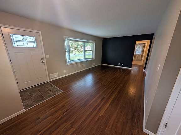 4th image of 2710 S Heights Dr NW