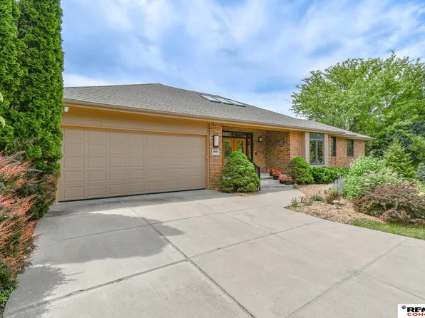 4845 Old Creek Rd, Lincoln, NE 68516