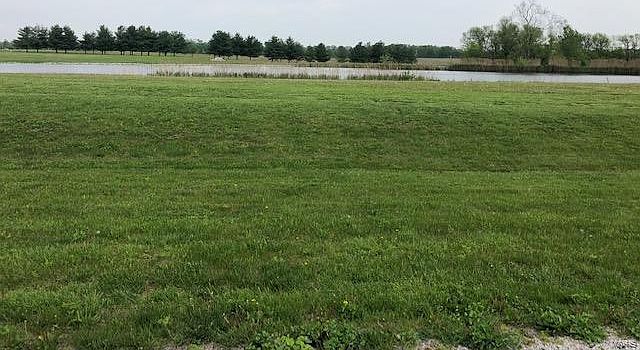 1st image of 3827 Lake Ct