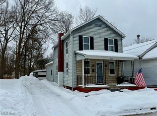 424 Sycamore St, Ravenna, OH 44266