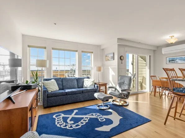 580 Winnacunnet Road #205, Hampton, NH 03842