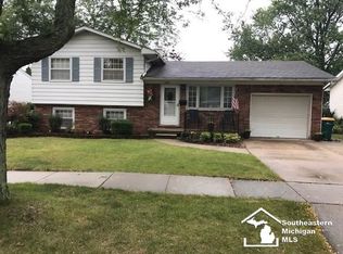 1209 Lavender St, Monroe, MI 48162