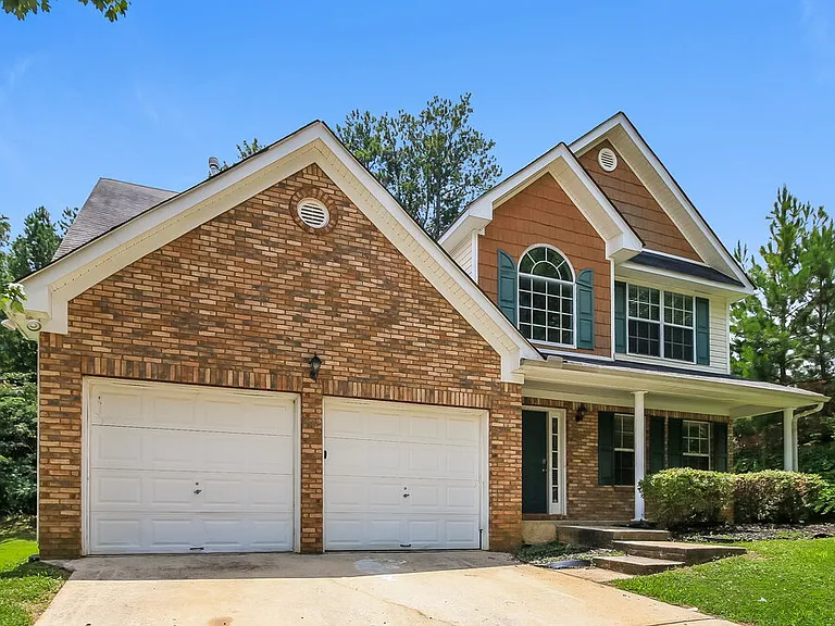 112 Garrison Ln — Photo 4