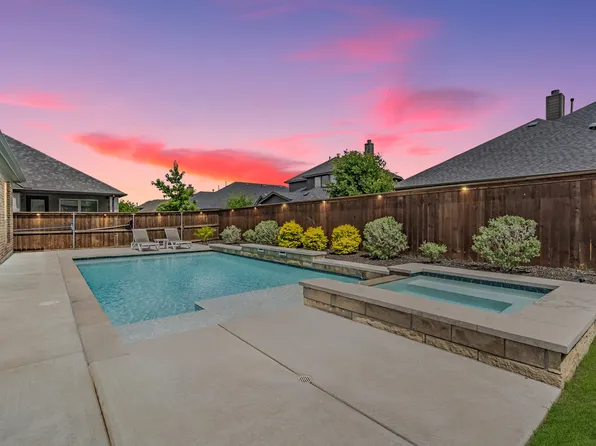 1513 Evening Primrose Dr, Mansfield, TX 76063