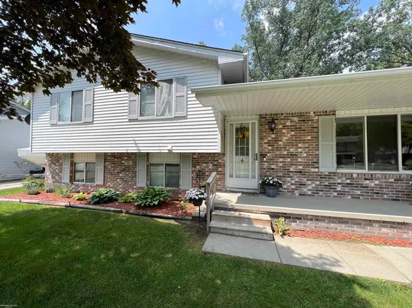 1964 Connecticut Ave, Marysville, MI 48040